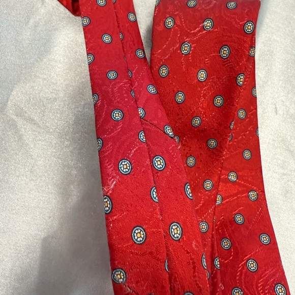 Egon Von Funstenberg Vintage Style Red Polka Dot Tie - Picture 8 of 8